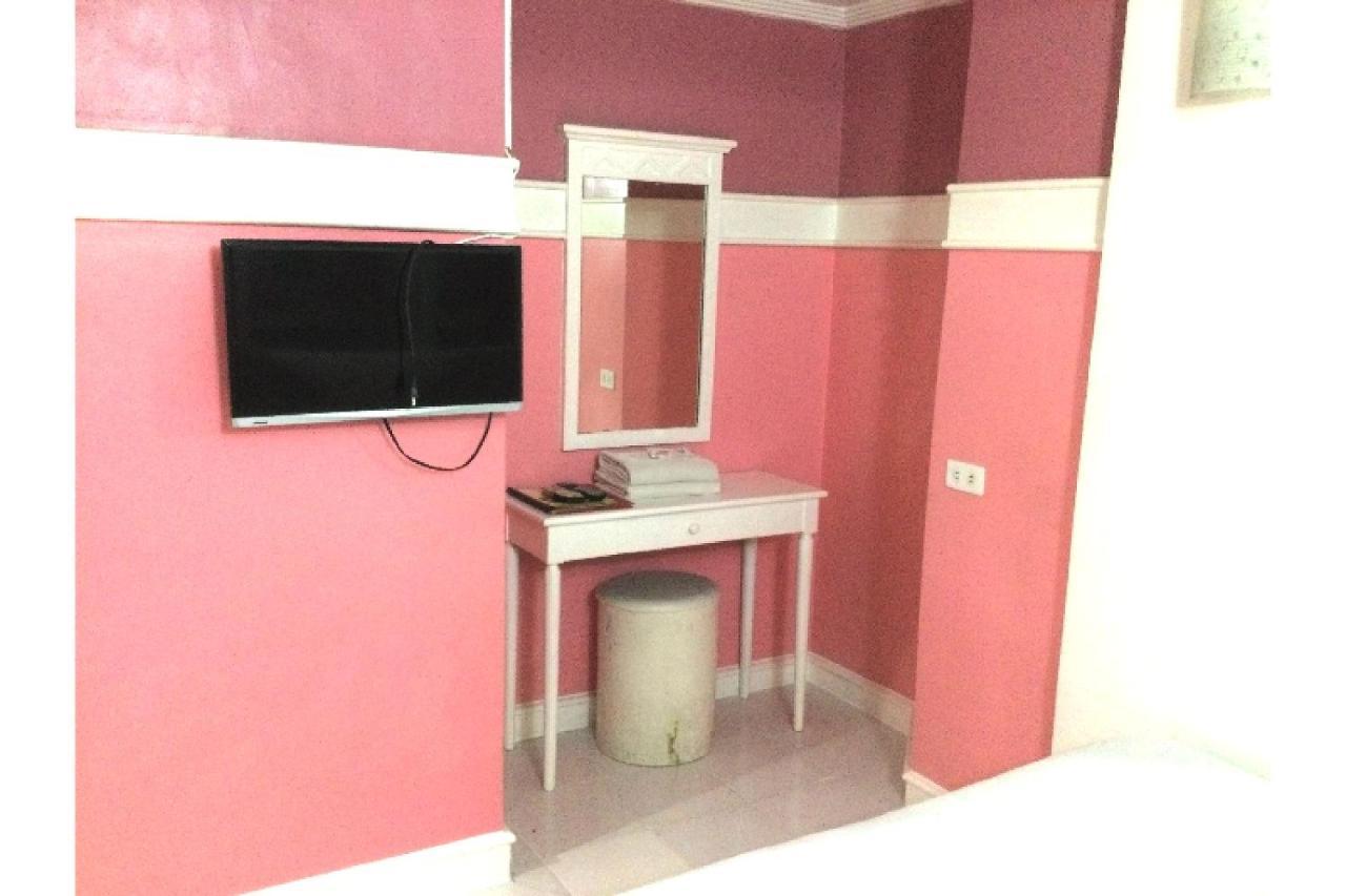 Oyo 817 Vista Apartelle Mandaluyong Kültér fotó